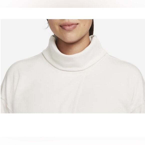 Nike Women's Maternity Reversible Pullover - Picture 10 of 11